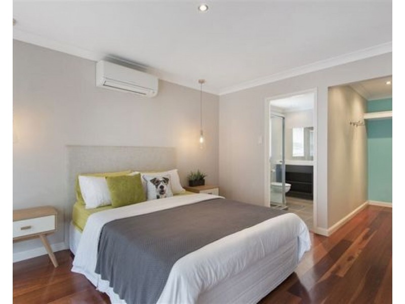 36 Girraween Crescent, Parkinson QLD 4115