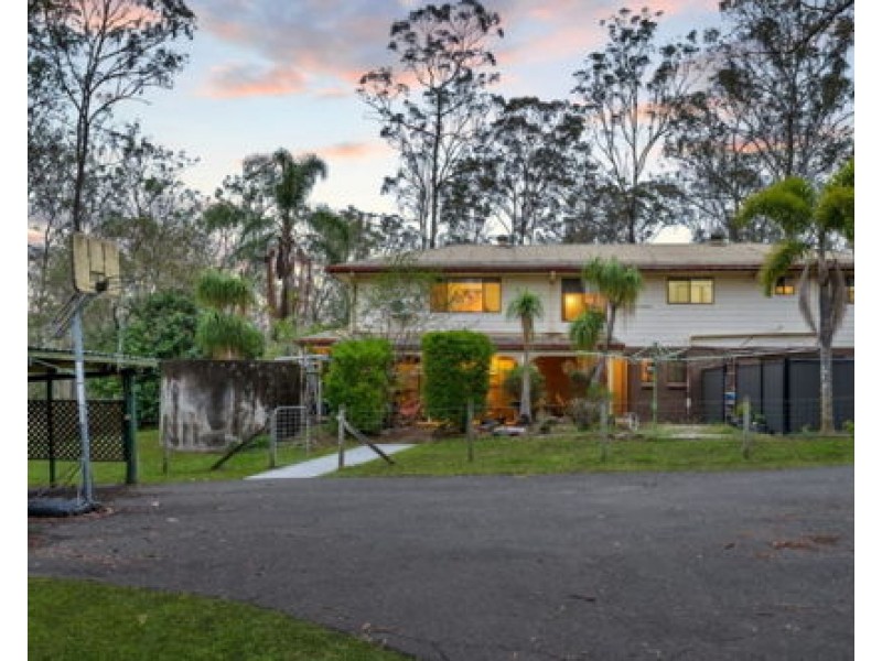 597-609 Greenbank Road, North Maclean QLD 4280