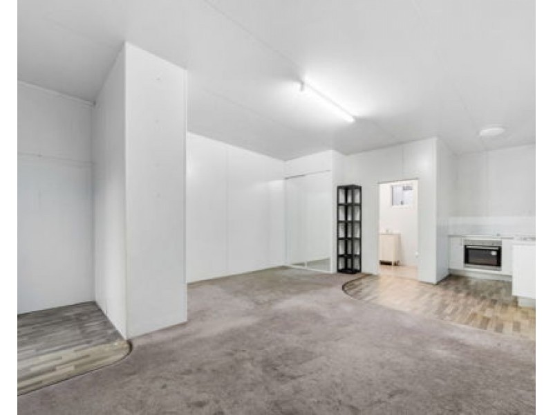 597-609 Greenbank Road, North Maclean QLD 4280