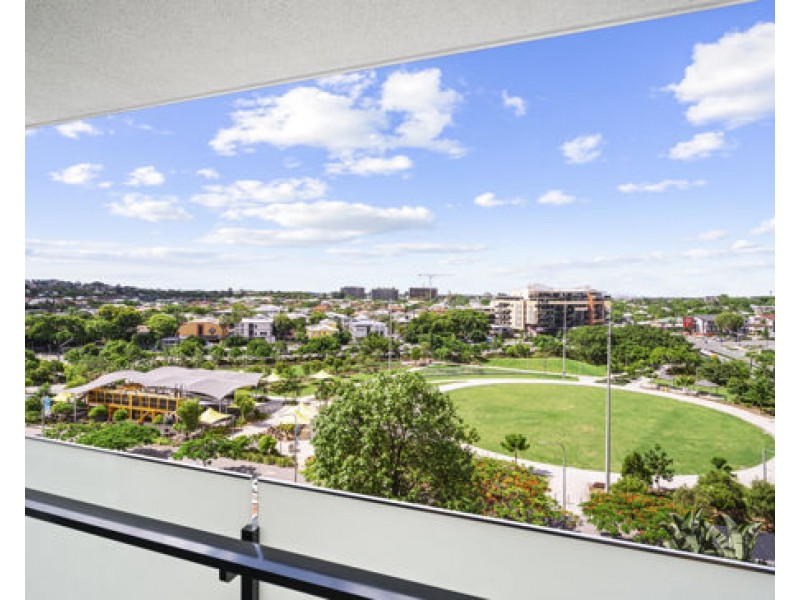 35 Hercules Street, Hamilton QLD 4007