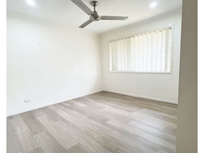 32 HASEMANN CRESCENT, Upper Coomera QLD 4209