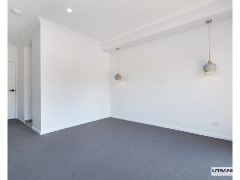 7 illawarra rd,, Greenbank QLD 4124