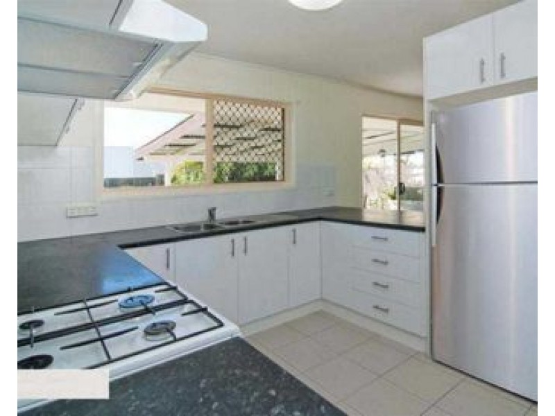 8 Bart Street, Rochedale South QLD 4123