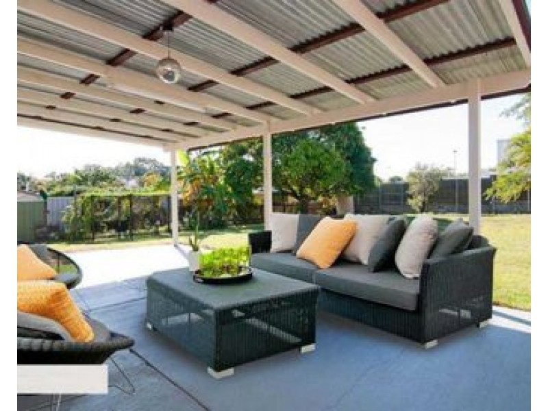 8 Bart Street, Rochedale South QLD 4123