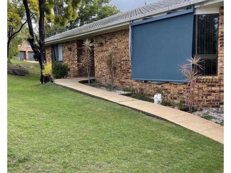 12 KILMARNOCK CLOSE, Highland Park QLD 4211