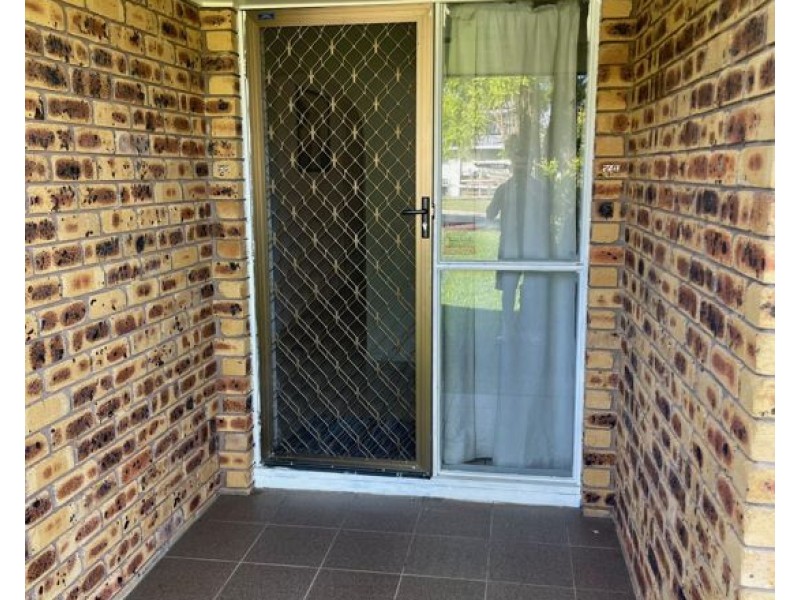 12 KILMARNOCK CLOSE, Highland Park QLD 4211
