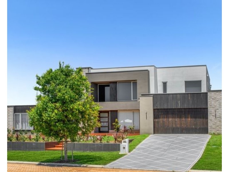 8823 The Point Circuit , Sanctuary Cove, Hope Island QLD 4212