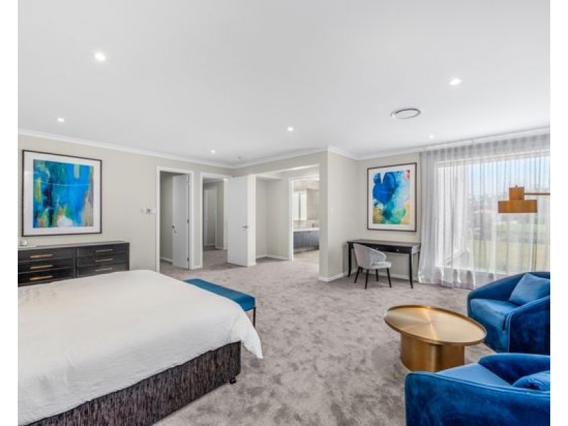8823 The Point Circuit , Sanctuary Cove, Hope Island QLD 4212
