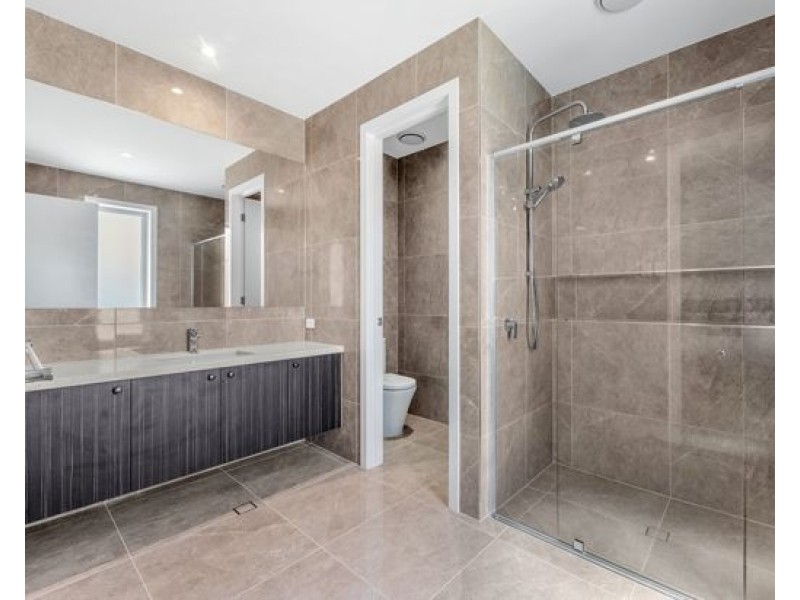 8823 The Point Circuit , Sanctuary Cove, Hope Island QLD 4212