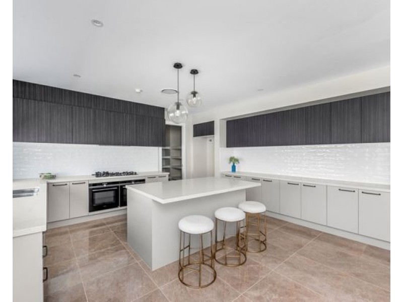 8823 The Point Circuit , Sanctuary Cove, Hope Island QLD 4212