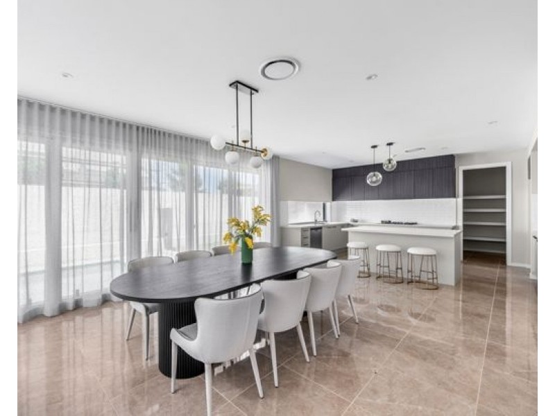 8823 The Point Circuit , Sanctuary Cove, Hope Island QLD 4212