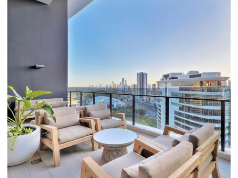 13207/5 The Darling Avenue, Broadbeach QLD 4218