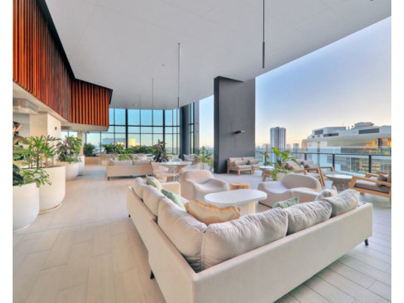 13207/5 The Darling Avenue, Broadbeach QLD 4218