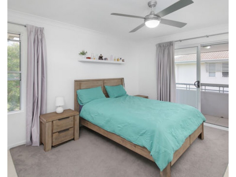 1012 / 33 Clark St, Biggera Waters QLD 4216