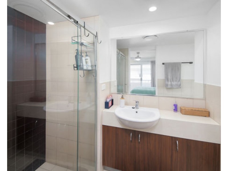 1012 / 33 Clark St, Biggera Waters QLD 4216