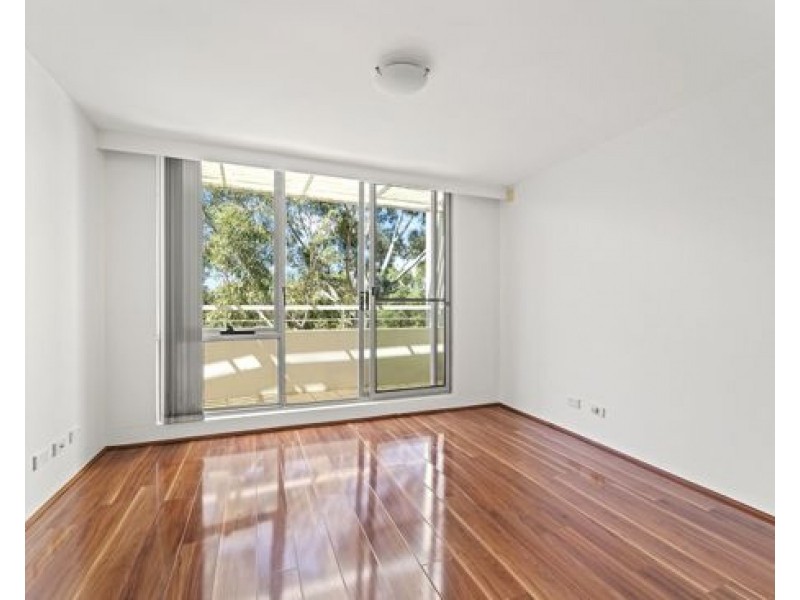 3/15 Blaxland Avenue, Newington NSW 2127