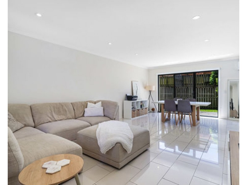 102 North Hill Drive Robina, Robina QLD 4226