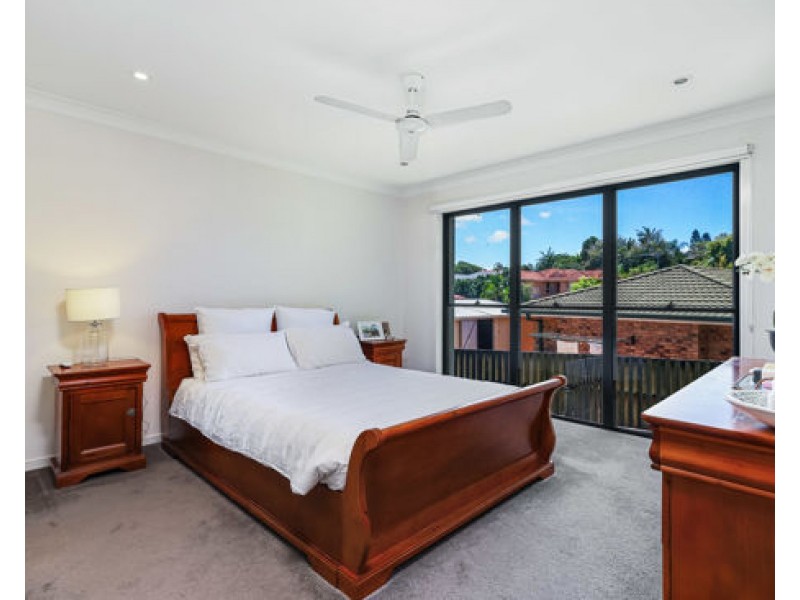 102 North Hill Drive Robina, Robina QLD 4226