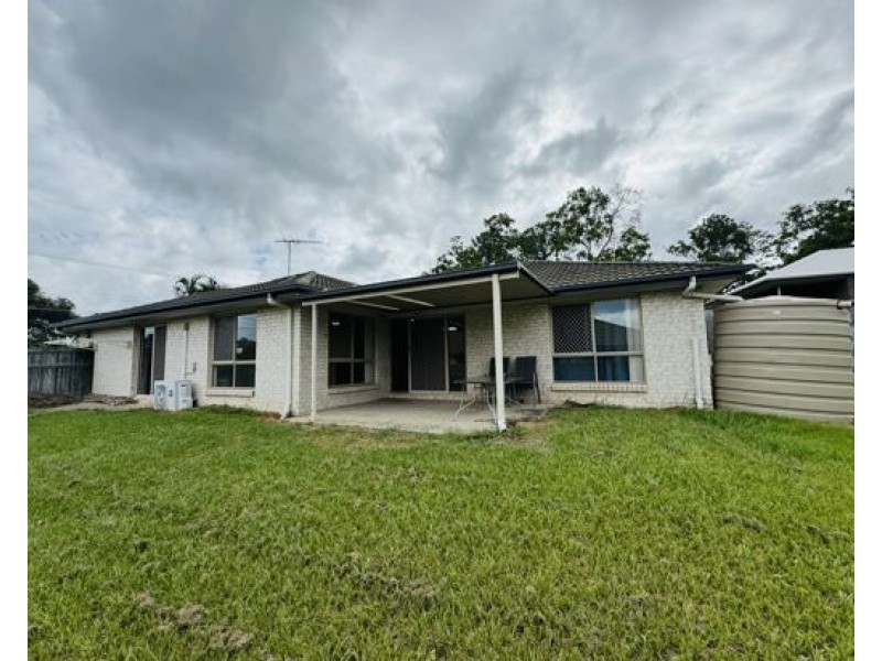18 Spruce Street, Loganlea QLD 4131
