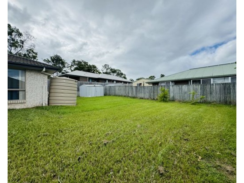 18 Spruce Street, Loganlea QLD 4131