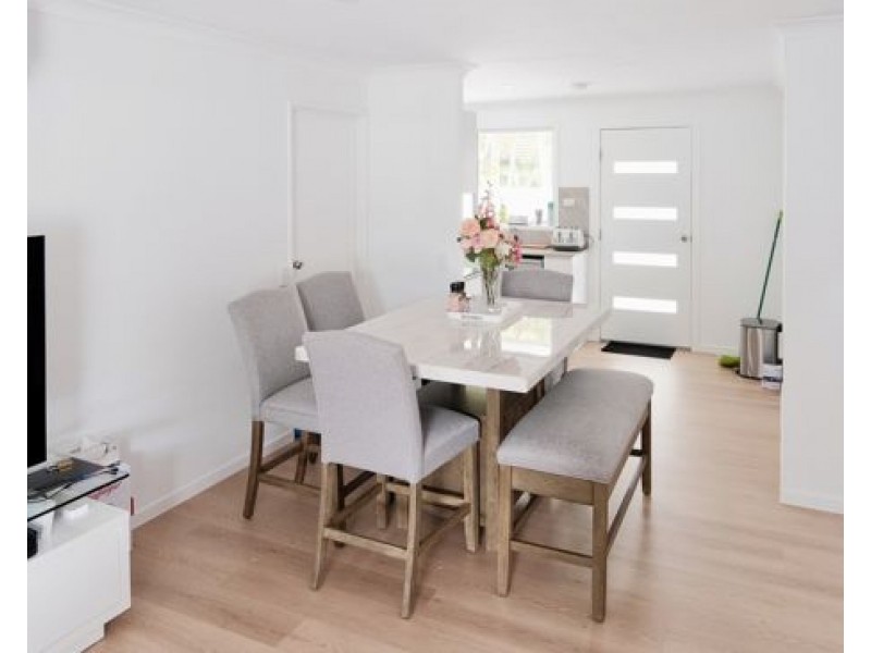 2/60 Walton Street, Southport QLD 4215