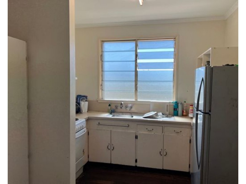 7 Sullivan Street, Emerald QLD 4720