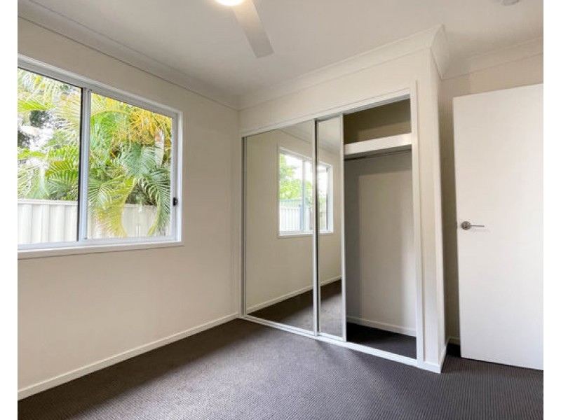 2B Barcrest Court, Crestmead QLD 4132