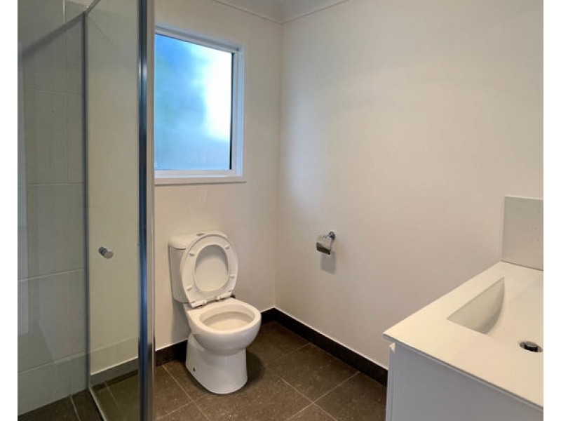 2B Barcrest Court, Crestmead QLD 4132