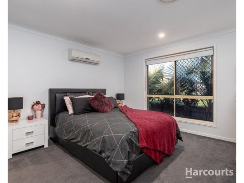 7 Tantanoola Street, Parkinson QLD 4115