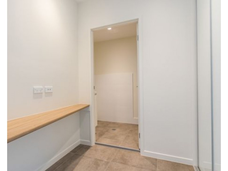 202/5 Cameron Street, South Brisbane QLD 4101