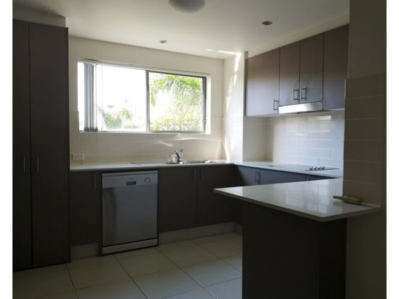 U 31 1 Acacia Court, Robina QLD 4226