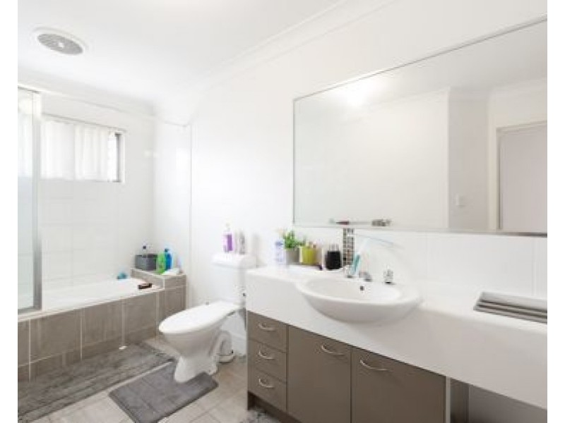 29/18a Wilga Street, Wacol QLD 4076