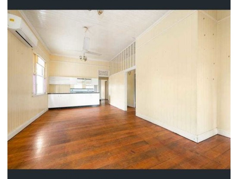 36 Rossiter Street, Morningside QLD 4170