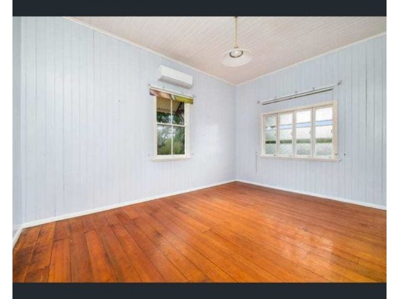 36 Rossiter Street, Morningside QLD 4170