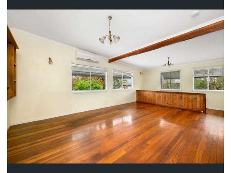 36 Rossiter Street, Morningside QLD 4170