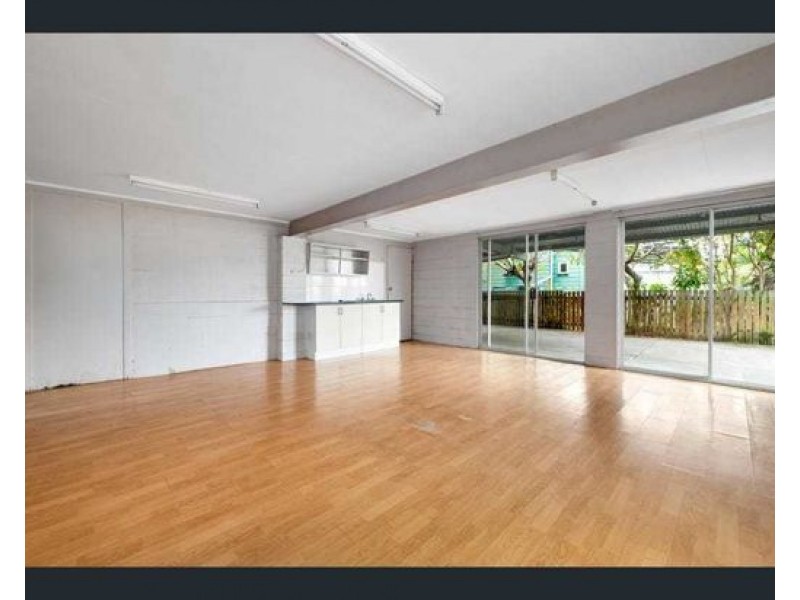 36 Rossiter Street, Morningside QLD 4170