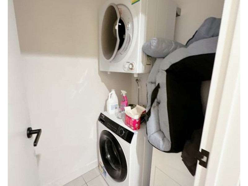 1212/62 Logan Road, Woolloongabba QLD 4102