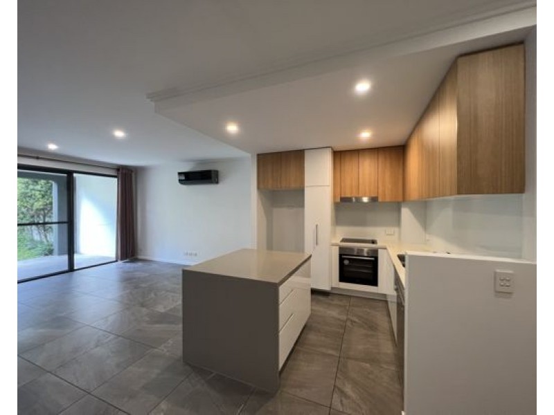 12 Fairlight Avenue, Robina QLD 4226