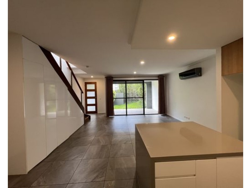 12 Fairlight Avenue, Robina QLD 4226