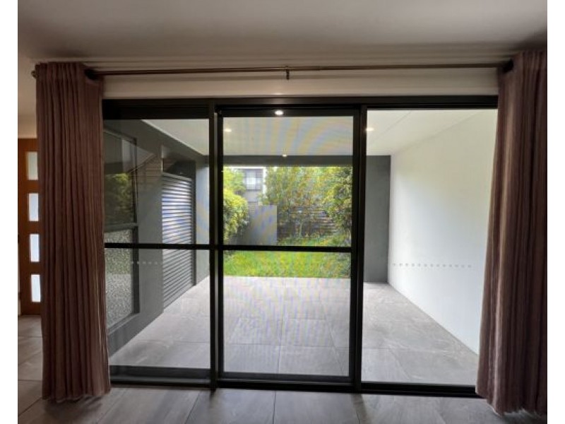 12 Fairlight Avenue, Robina QLD 4226