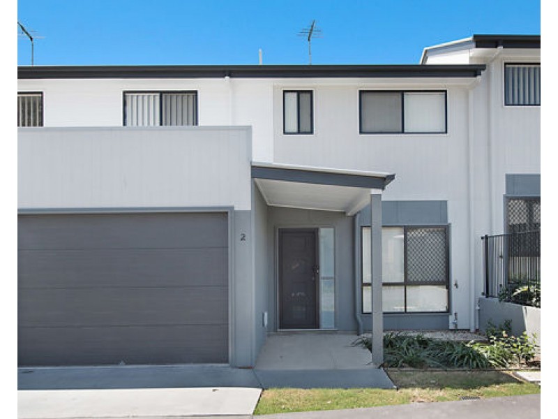 2 Emerald Place, Bridgeman Downs QLD 4035