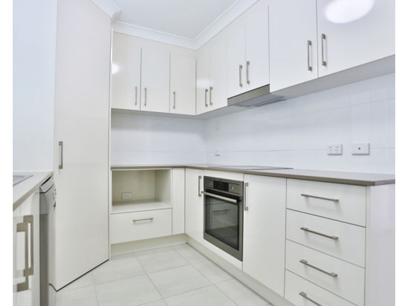 2 Emerald Place, Bridgeman Downs QLD 4035