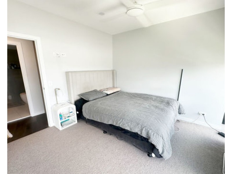 5 The Darling Avenue, Broadbeach QLD 4218