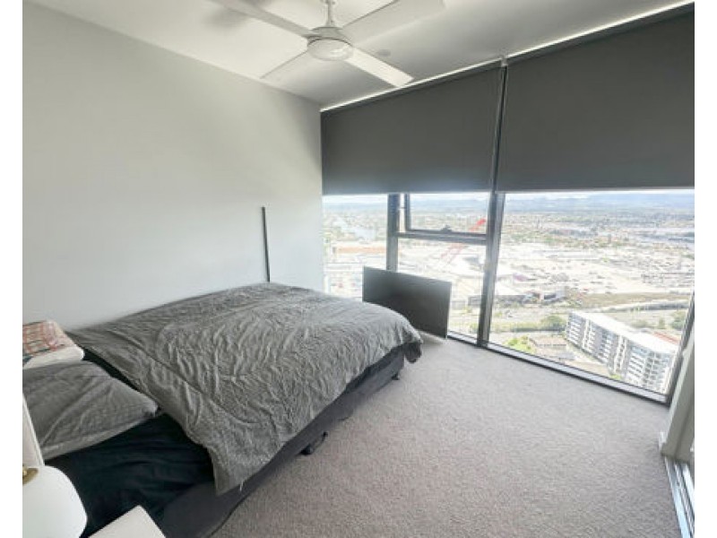 5 The Darling Avenue, Broadbeach QLD 4218