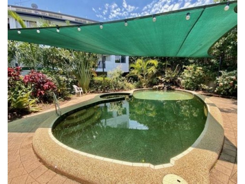 24/239 Lake street, Cairns North QLD 4870