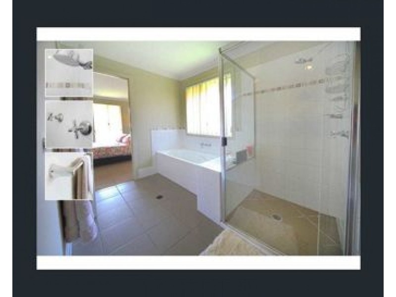 72 tone drive, Collingwood Park QLD 4301