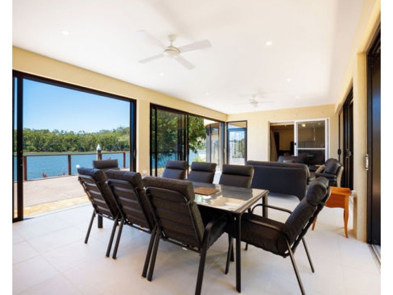 5306 Marine Drive North, Sanctuary Cove QLD 4212