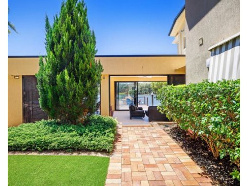 5306 Marine Drive North, Sanctuary Cove QLD 4212