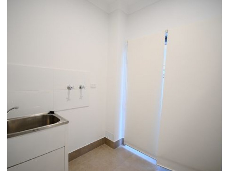 8 Walnut Street, Rochedale QLD 4123