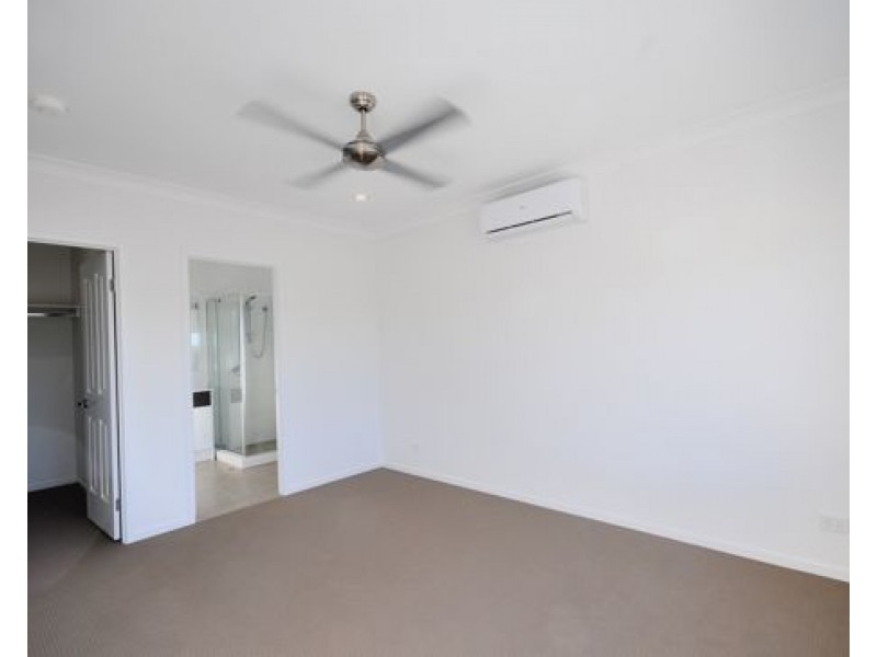 8 Walnut Street, Rochedale QLD 4123